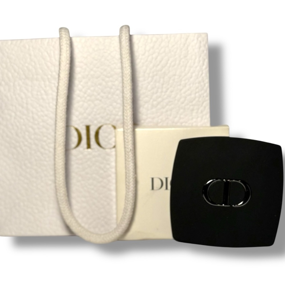 Dior Cosmetic Bag + Mirror Gift Set - Picture 11 of 11